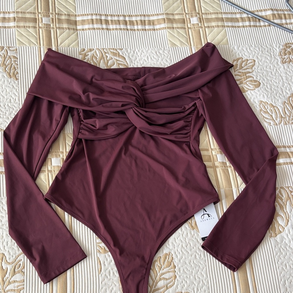 Off-Shoulder Twist Front Long-Sleeve Bodysuit - Burgundy